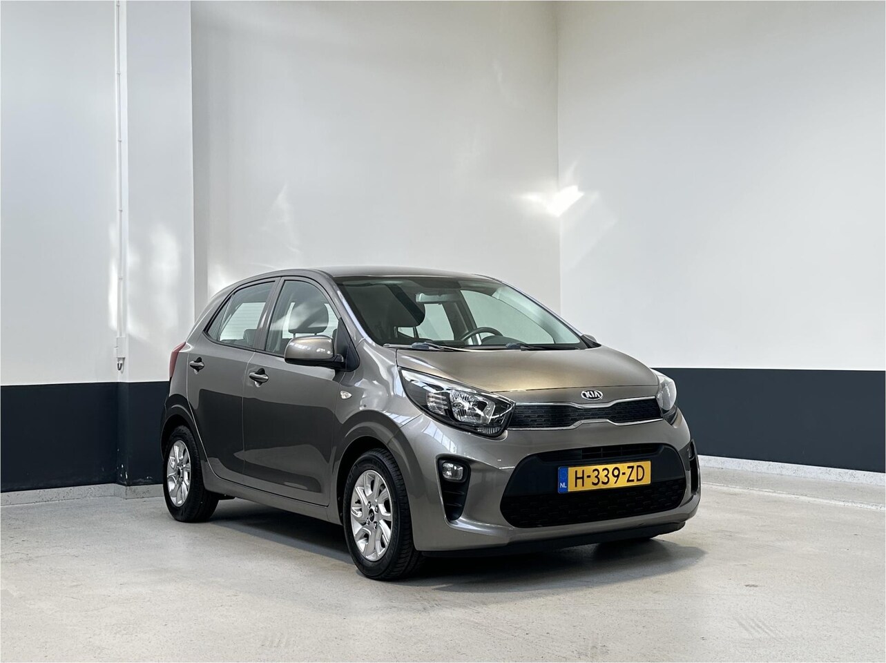Kia Picanto - 1.0 MPi DynamicPlusLine | Cruise | Apple Carplay/ Android Auto |2 Eig | Navigatie| NL | Ca - AutoWereld.nl