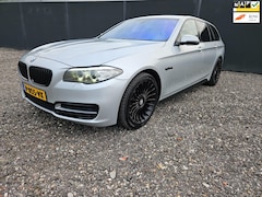 BMW 5-serie Touring - 520d High Executive AUT. /LEDER/TREKHAAK/19"BREEDSET