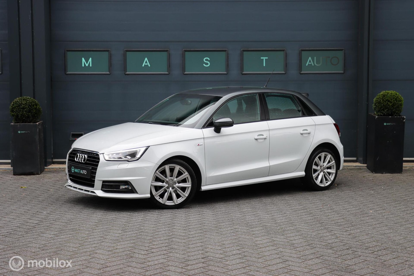 Audi A1 Sportback - 1.4 TFSI Pro Line S |2x S-line | Aut | Navi - AutoWereld.nl