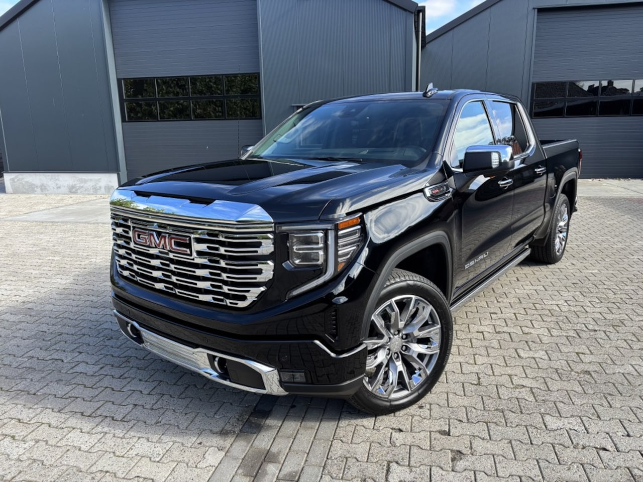 GMC Sierra - Denali 6.2 V8 420PK, Bpm vrij, 360 Camera, Rijmodi, Full option, LPG!! - AutoWereld.nl