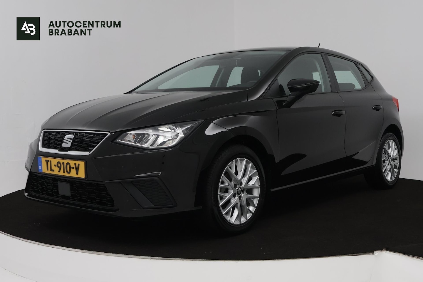 SEAT Ibiza - 1.0 TSI FR Business Intense (NAVIGATIE, STOELVERWARMING, CLIMA, CRUISE, PARKEERSENSOREN) - AutoWereld.nl