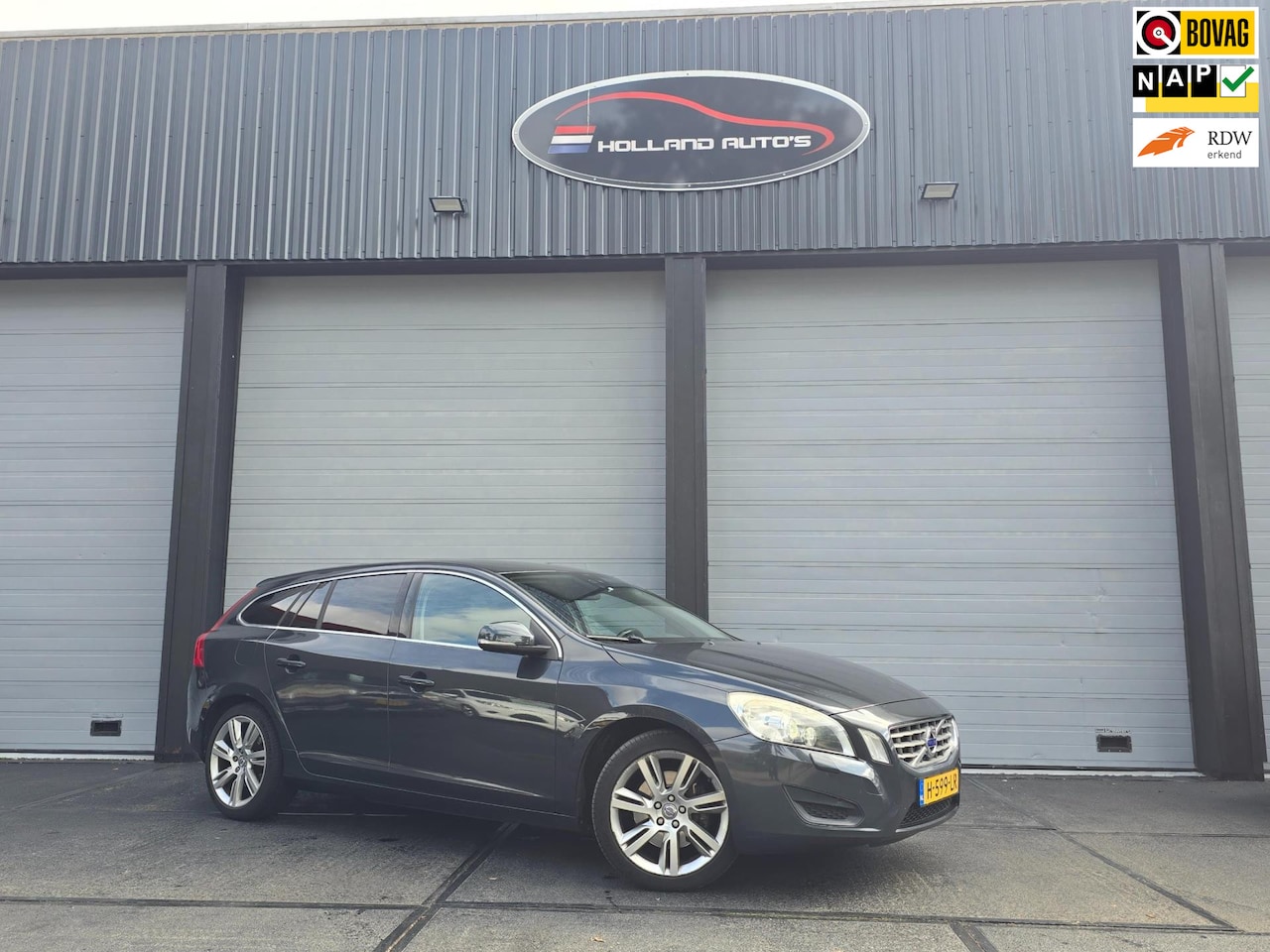 Volvo V60 - 2.0 T4 2.0 T4 - AutoWereld.nl