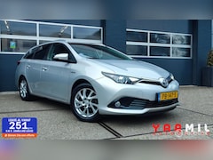 Toyota Auris - 1.8 Hybrid Dynamic NAP DEALER ONDERHOUDEN ZEER NETJES