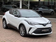 Toyota C-HR - 1.8 Hybrid Executive|Leer|Camera|CarPlay|Parelmoer Wit|1e Eigenaar|Nieuwstaat