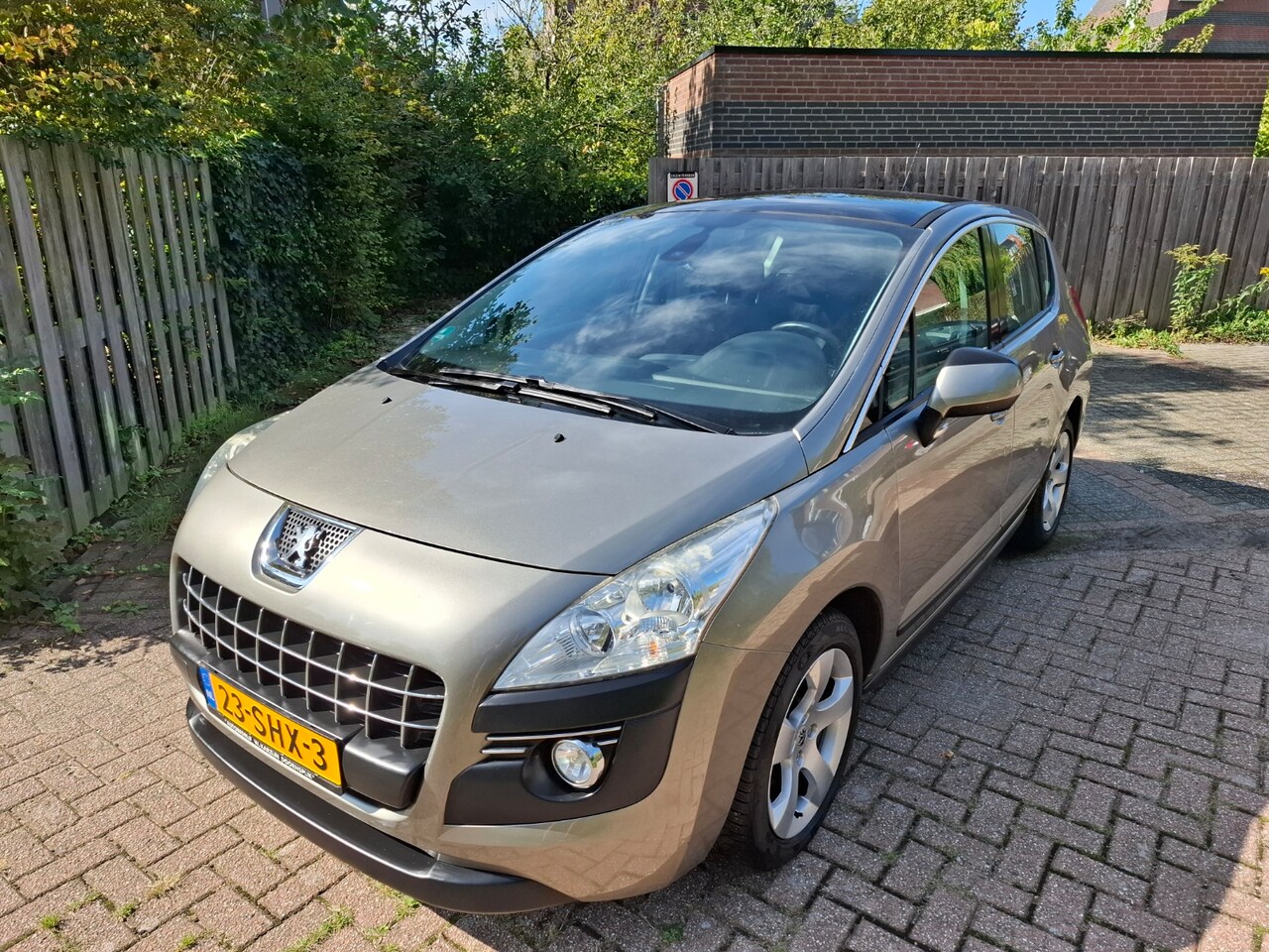 Peugeot 3008 - 1.6 THP ST Turbo | Pano | Cruise | Clima | Navi | Trekhaak | Dakdragers - AutoWereld.nl