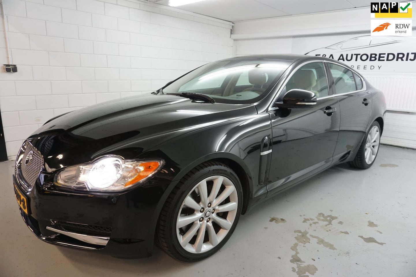 Jaguar XF - 3.0D V6 Premium Luxury /EXPORT PRIJS €7950 EX BPM /NAP / LEDER / CAMERA - AutoWereld.nl