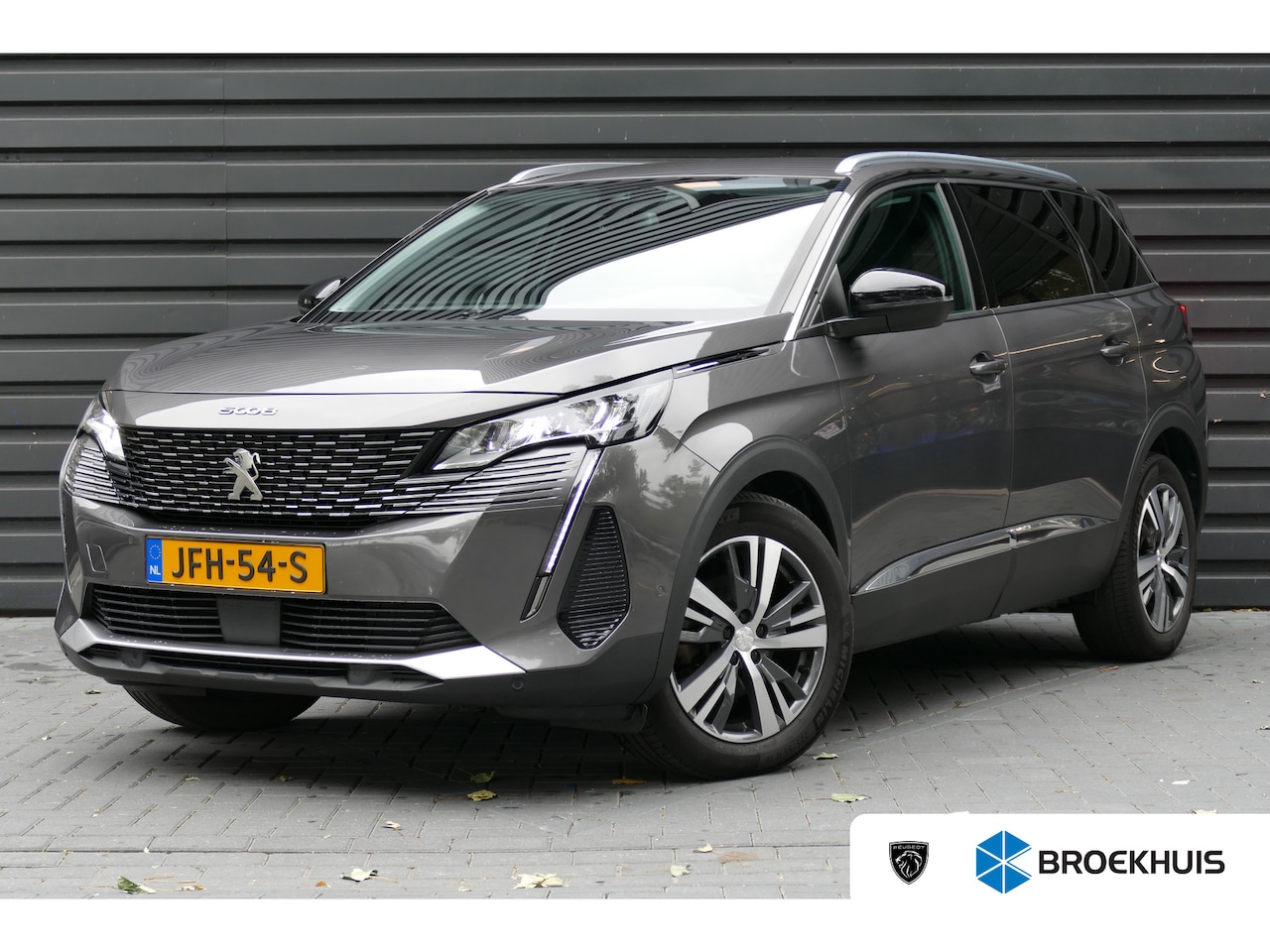 Peugeot 5008 - 1.2 PURETECH 130PK ALLURE PACK AUTOMAAT / NAVI / LED /CLIMA / PDC / 18"LMV / CAMERA / KEYL - AutoWereld.nl