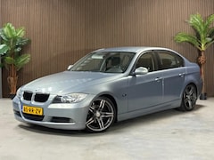 BMW 3-serie - 320i Dynamic Exec