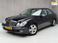 Mercedes-Benz E-klasse - 240 Avantgarde / NAP / Goed Onderhouden