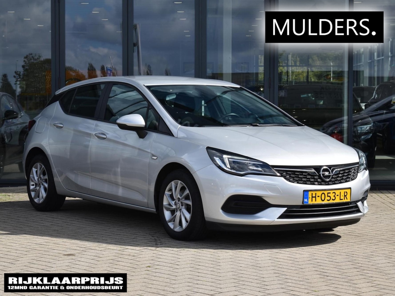 Opel Astra - 1.2 Edition | Navi \ Climate \ Parkeersensoren - AutoWereld.nl