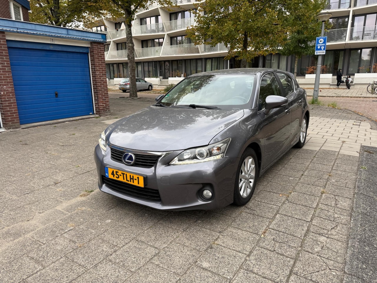 Lexus CT 200h - Hybrid Alcantara Cruise Climate - AutoWereld.nl