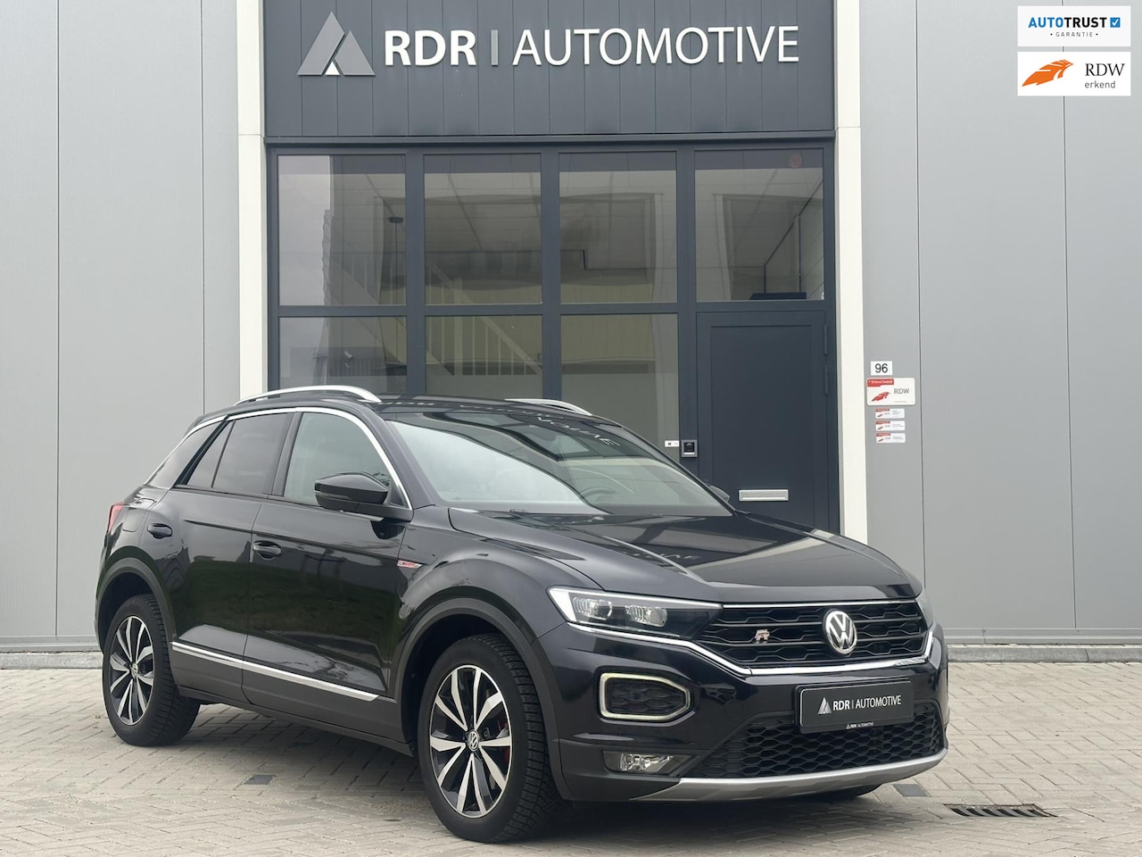 Volkswagen T-Roc - 2.0 TSI 4Motion R-Line 2.0 TSI 4Motion / R Line - AutoWereld.nl