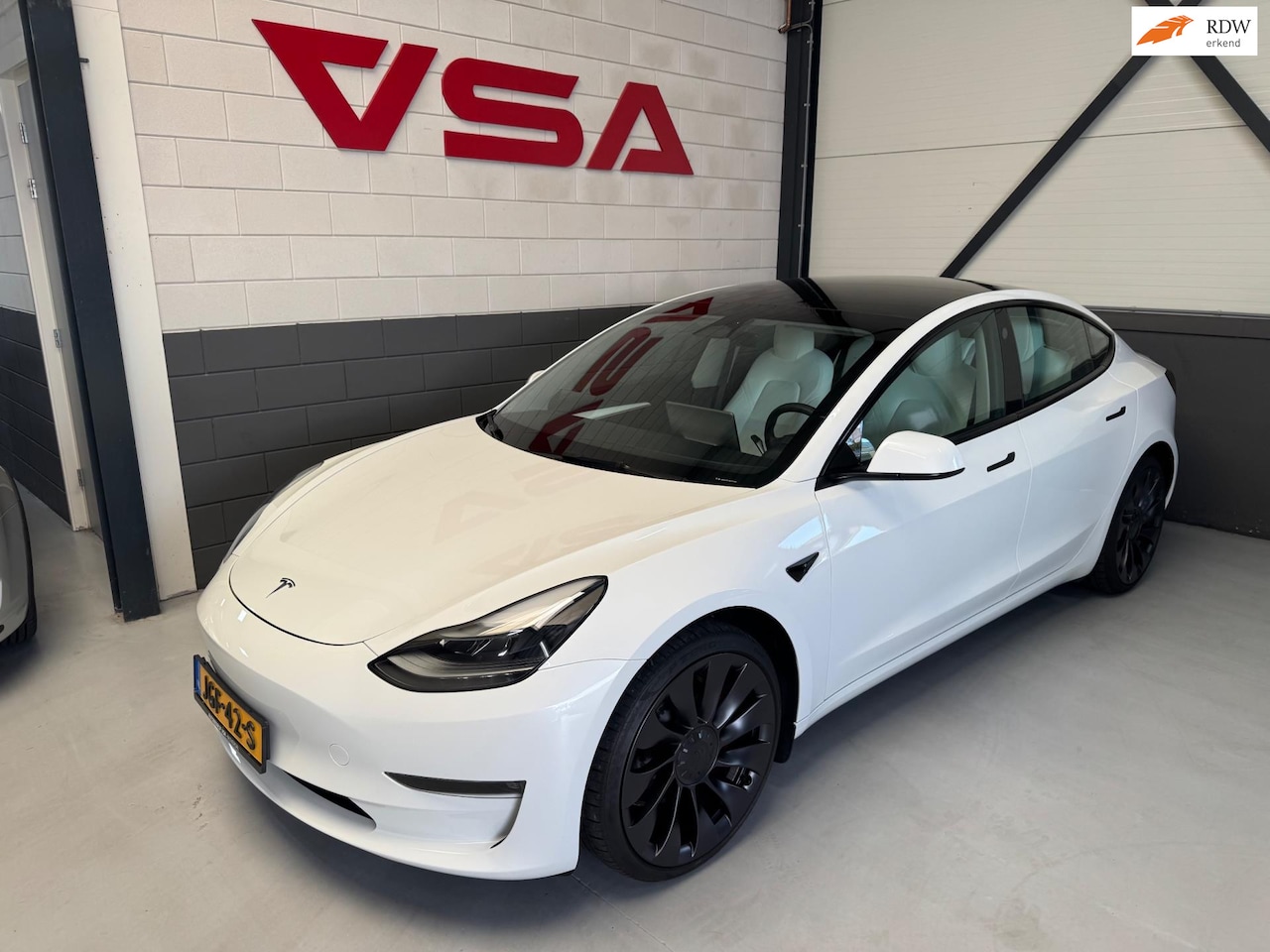 Tesla Model 3 - Performance AWD 75 kWh,513PK, full-opties,Fabrieksgarantie - AutoWereld.nl