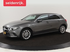Mercedes-Benz A-klasse - 250e Business Solution Luxury | Leder | Trekhaak | Stoelverwarming | Camera | Sfeerverlich