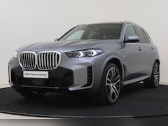 BMW X5 - xDrive50e High Executive M Sport Automaat / Panoramadak Sky Lounge / Trekhaak / Massagefun