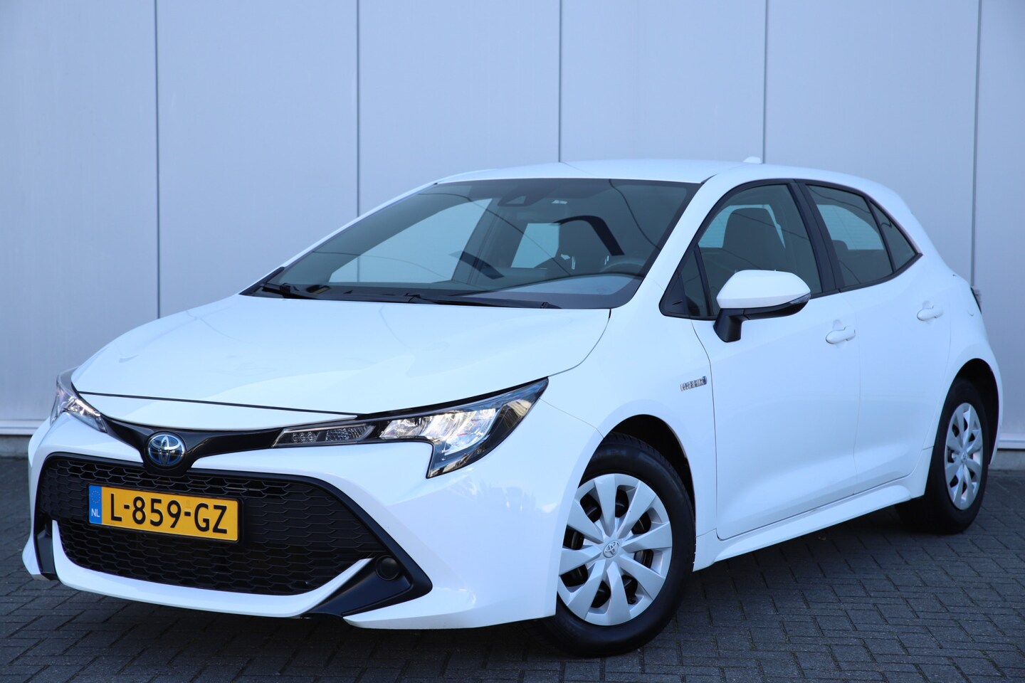 Toyota Corolla - 1.8 Hybrid Comfort NL- Auto | Camera | Automaat | Cruisecontrol | - AutoWereld.nl