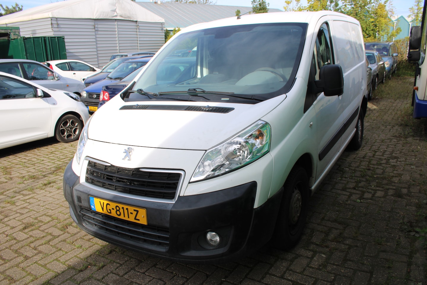 Peugeot Expert - 227 1.6 HDI L1H1 Profit+ distributie kapot - AutoWereld.nl