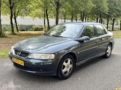 Opel Vectra - 1.6-16V Business Edition*AUT*DISTRIBUTIE VV*NAP