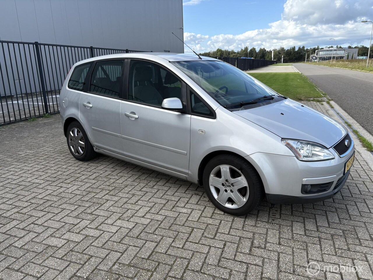 Ford Focus C-Max - 1.6-16V Ambiente 1.6-16V Ambiente - AutoWereld.nl