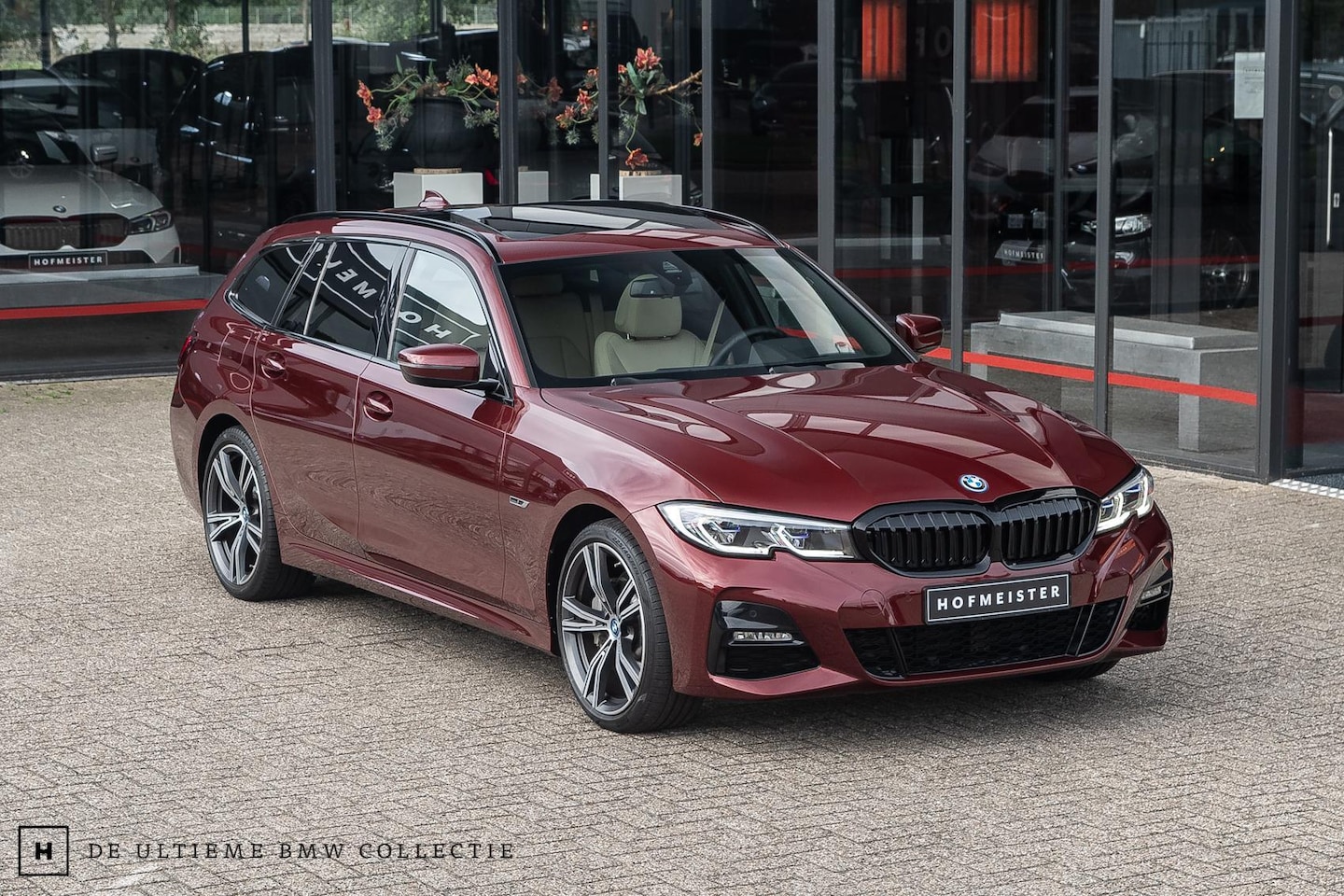 BMW 3-serie Touring - 330e M-Sport | Head-up | Pano - AutoWereld.nl