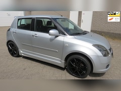 Suzuki Swift - 1.3 GLX