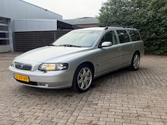 Volvo V70 - 2.5 T Titanium AUTOMAAT / HANDEL EXPORT