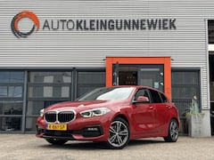 BMW 1-serie - 118i Executive Sportline / Schuifkanteldak / Harman Kardon Audio / Camera / Stoel en Stuur