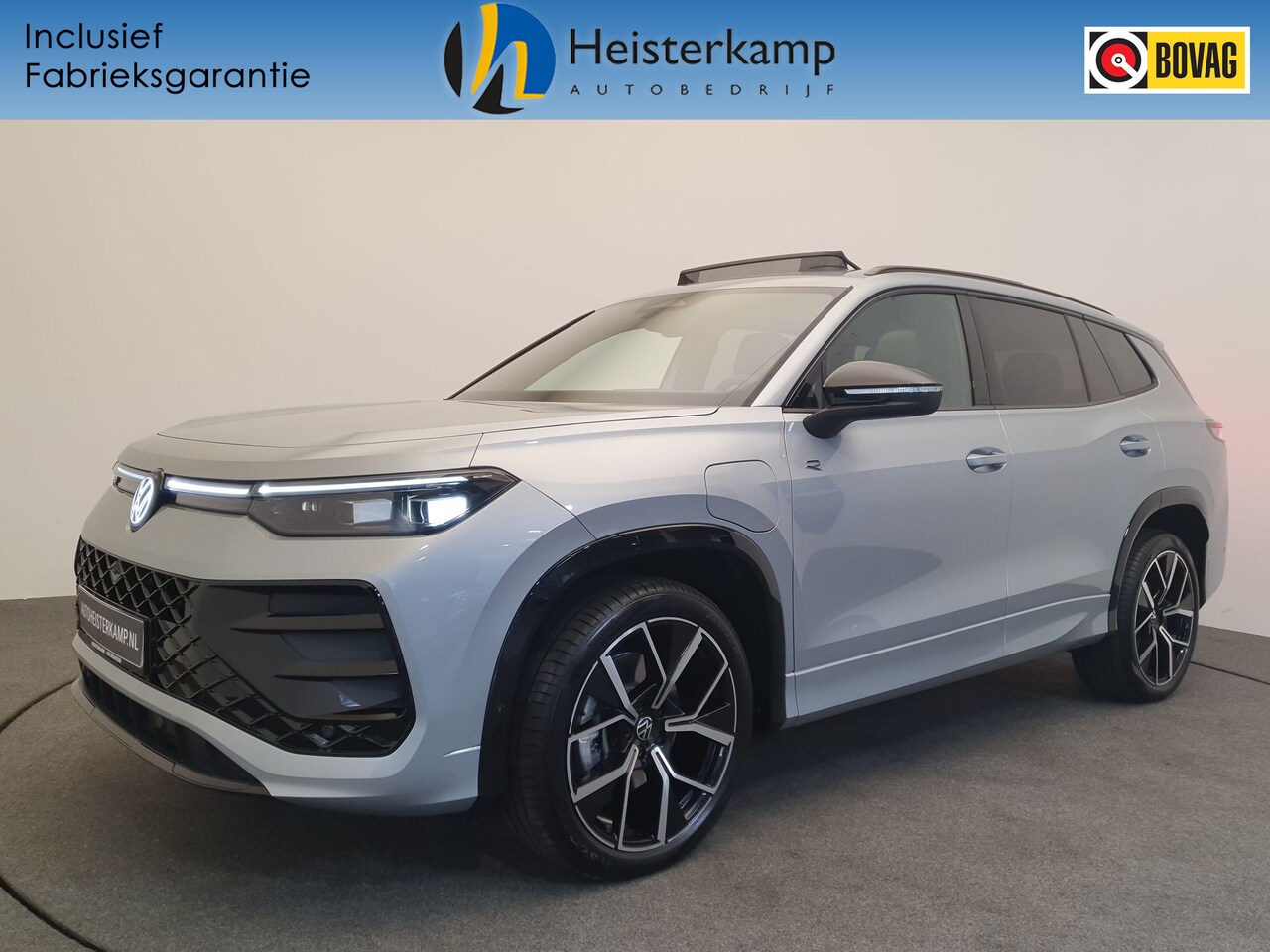 Volkswagen Tayron - 1.5 eHybrid 272pk DSG/AUT R-Line Wegklapbare trekhaak, Panoramadak, Harman/Kardon - AutoWereld.nl