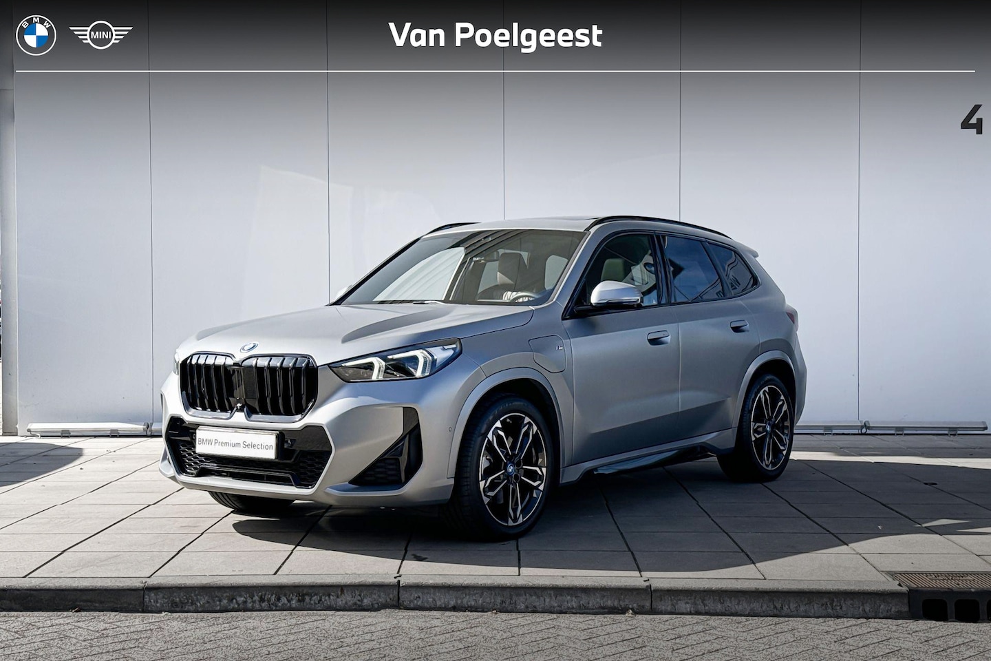 BMW X1 - xDrive30e M-Sport Harman Kardon / Glazen Schuifdak / Head-Up / Parking Assistant Plus / St - AutoWereld.nl