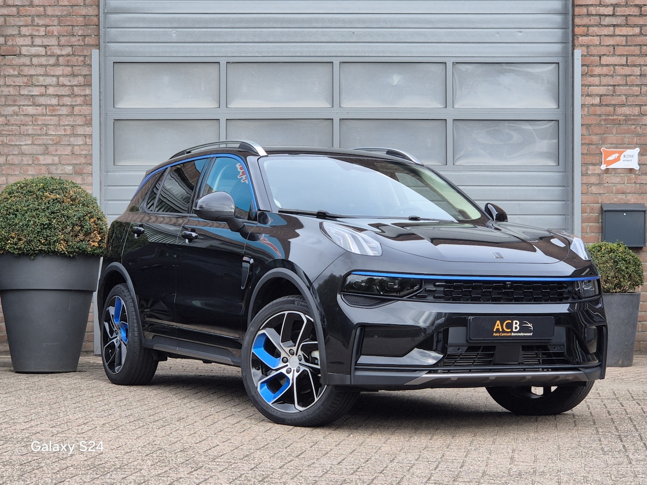 Lynk & Co 01 - 1.5 Core Panoramadak, 360 camera - AutoWereld.nl