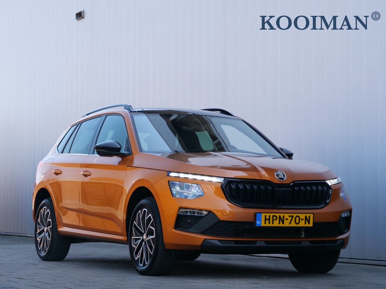 Skoda Kamiq - 1.0 TSI 116 Pk Business Edition Automaat Apple Carplay / DAB / Camera / Pano-dak - AutoWereld.nl