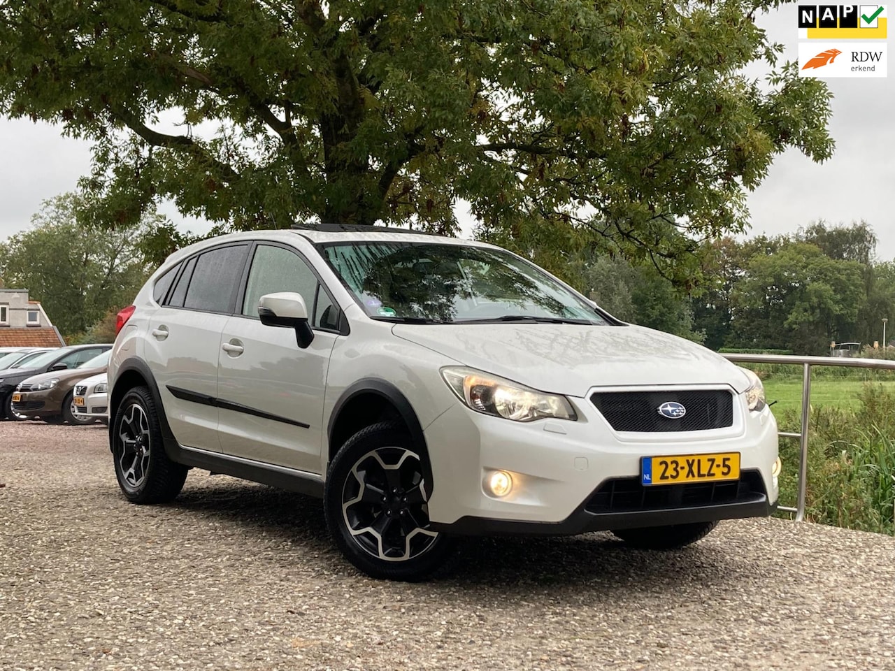 Subaru XV - 2.0i Executive AWD | Automaat + Leder + Schuif/kantel dak nu € 11.975,-!!! - AutoWereld.nl