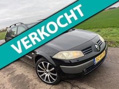 Renault Mégane Grand Tour - 2.0-16V Privilège Luxe / automaat