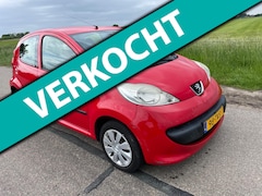 Peugeot 107 - 5 drs 1.0-12V XR NWE APK