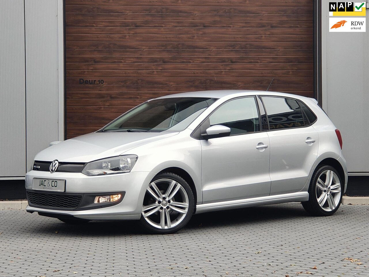 Volkswagen Polo - 1.0 Edition 95-pk Navi - Airco - R-Line - AutoWereld.nl