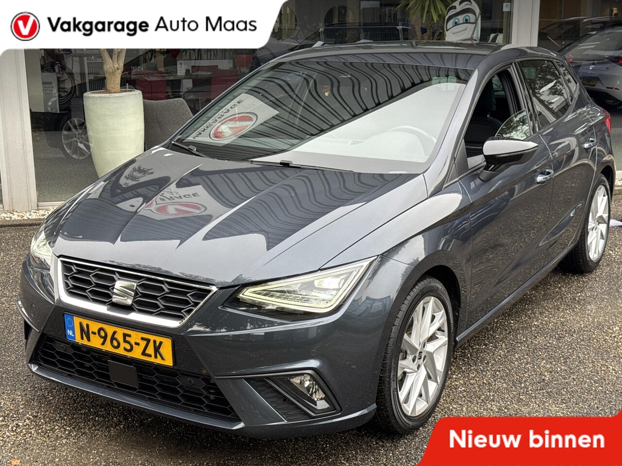 SEAT Ibiza - 1.5 TSI FR Business Intense Plus Airco/ Carplay/ 17 inch LM/ Cruise Control - AutoWereld.nl