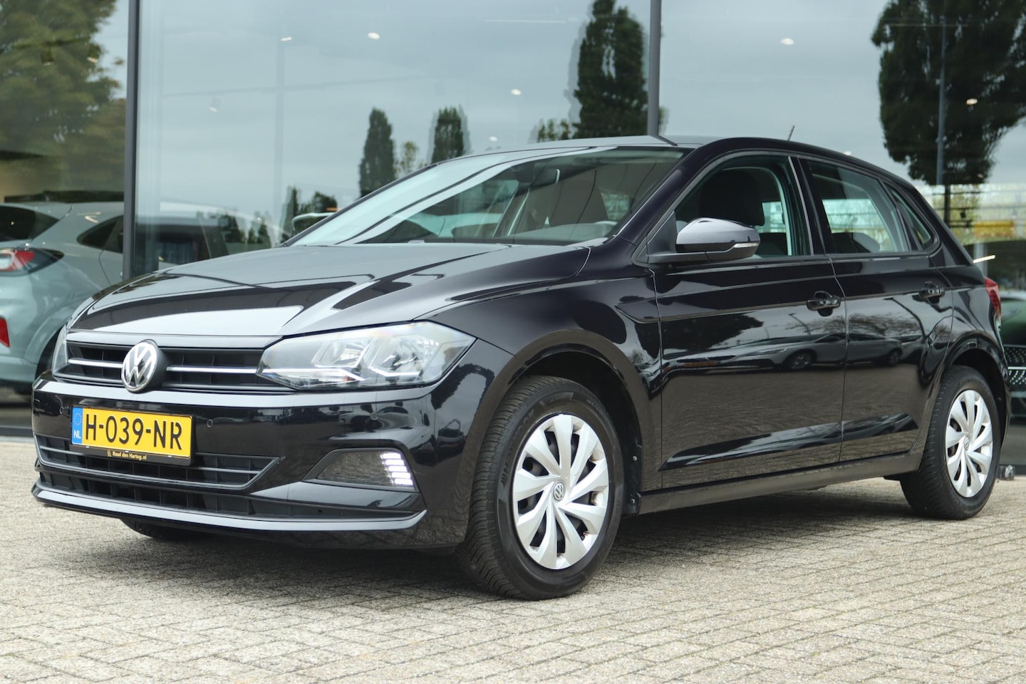 Volkswagen Polo - 1.0 TSI COMFORTLINE | CARPLAY | CLIMATE | CRUISE | PDC - AutoWereld.nl