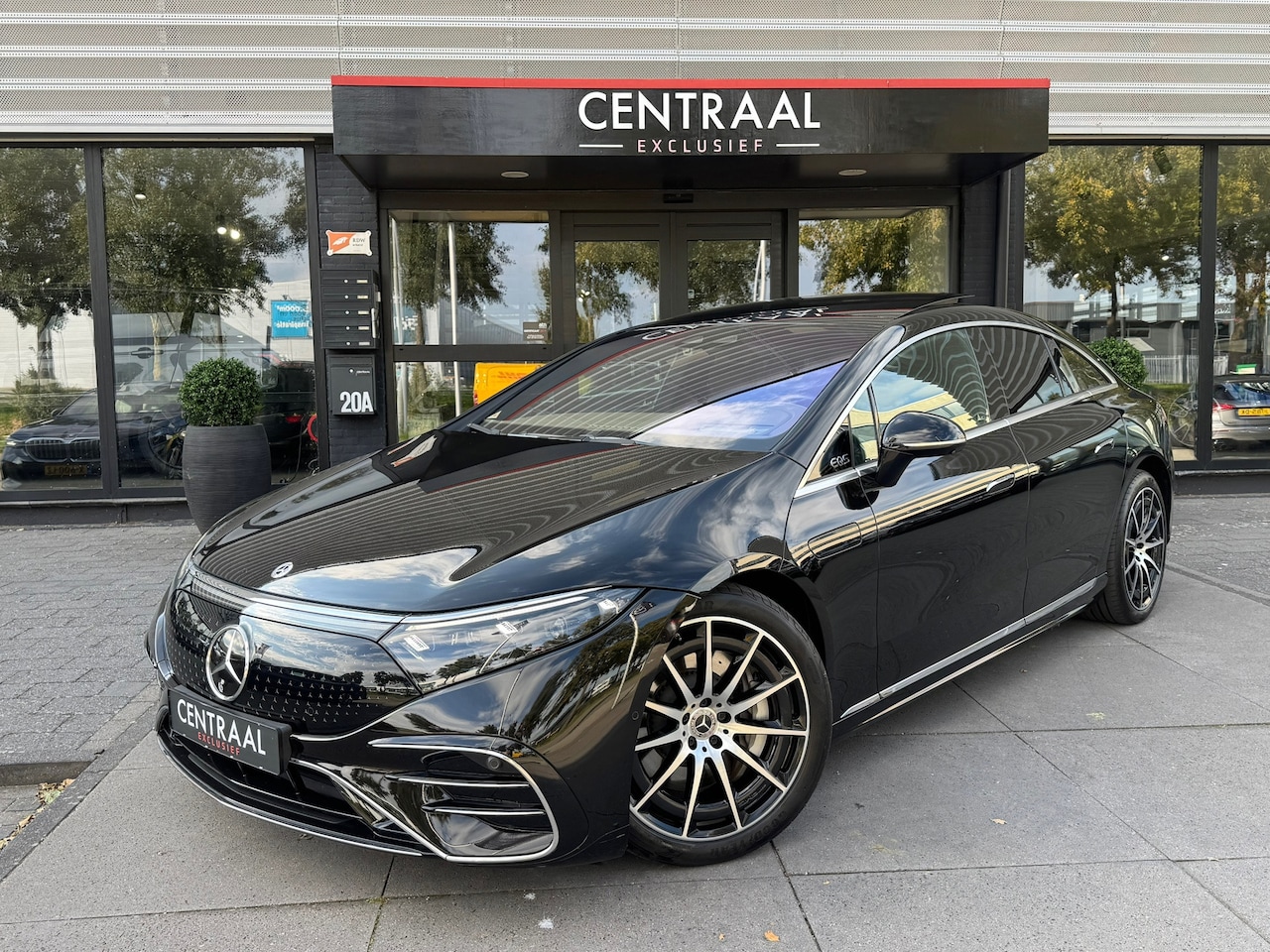 Mercedes-Benz EQS - 580 4MATIC AMG 108 kWh|Pano|Burmester|Massage|4-wiel besturing|Head-Up|Luchtvering|Memory| - AutoWereld.nl