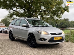 Ford Focus Wagon - 1.8 Titanium Flexi Fuel | Clima + Cruise nu € 4.975,