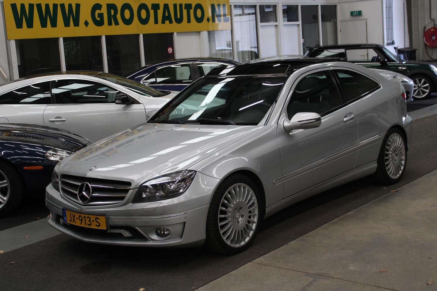 Mercedes-Benz CLC-klasse - 350 Prestige Automaat Panoramadak, Airco, Cruise Control, Stuurbekrachtiging - AutoWereld.nl