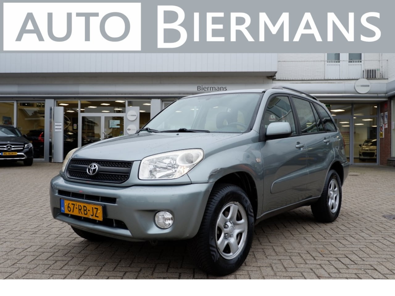Toyota RAV4 - 1.8-16V VVT-i Luna 1.8-16V VVT-i Luna - AutoWereld.nl