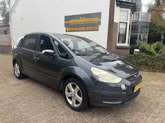 Ford S-Max - 2.0-16V 7 PERSOONS