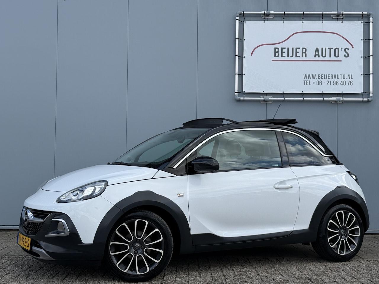 Opel ADAM - 1.0 Turbo Rocks Apple Carplay/17inch/Cruise. - AutoWereld.nl