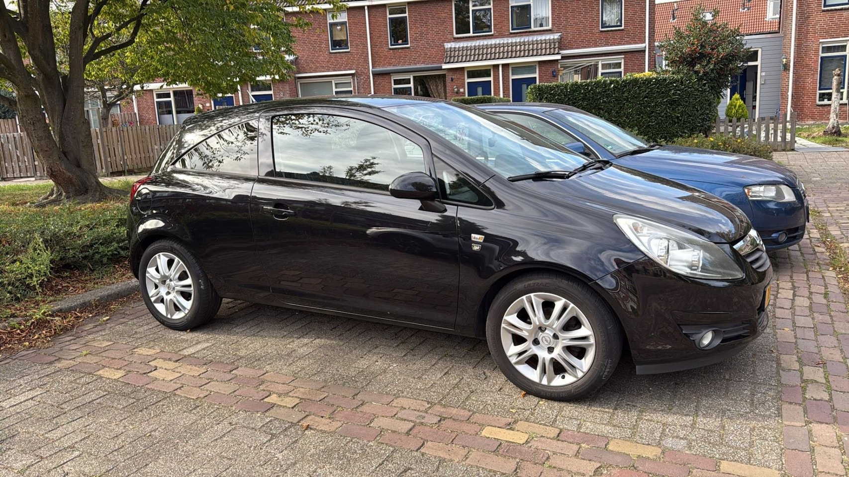 Opel Corsa - 1.4-16V '111' Edition nw distributie - AutoWereld.nl