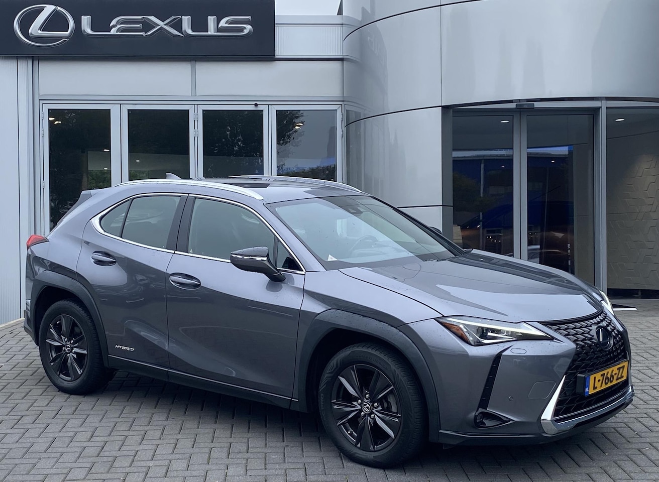 Lexus UX - 250h Business Line Pro STOELVERW STUURVERW PARK-SENS CAMERA - AutoWereld.nl
