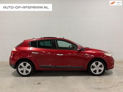 Renault Mégane - 1.6 Sélection Business Sport 5drs. Pano Navi Clima Trekhaak
