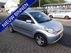 Daihatsu Sirion 2 - 1.0-12V Trend