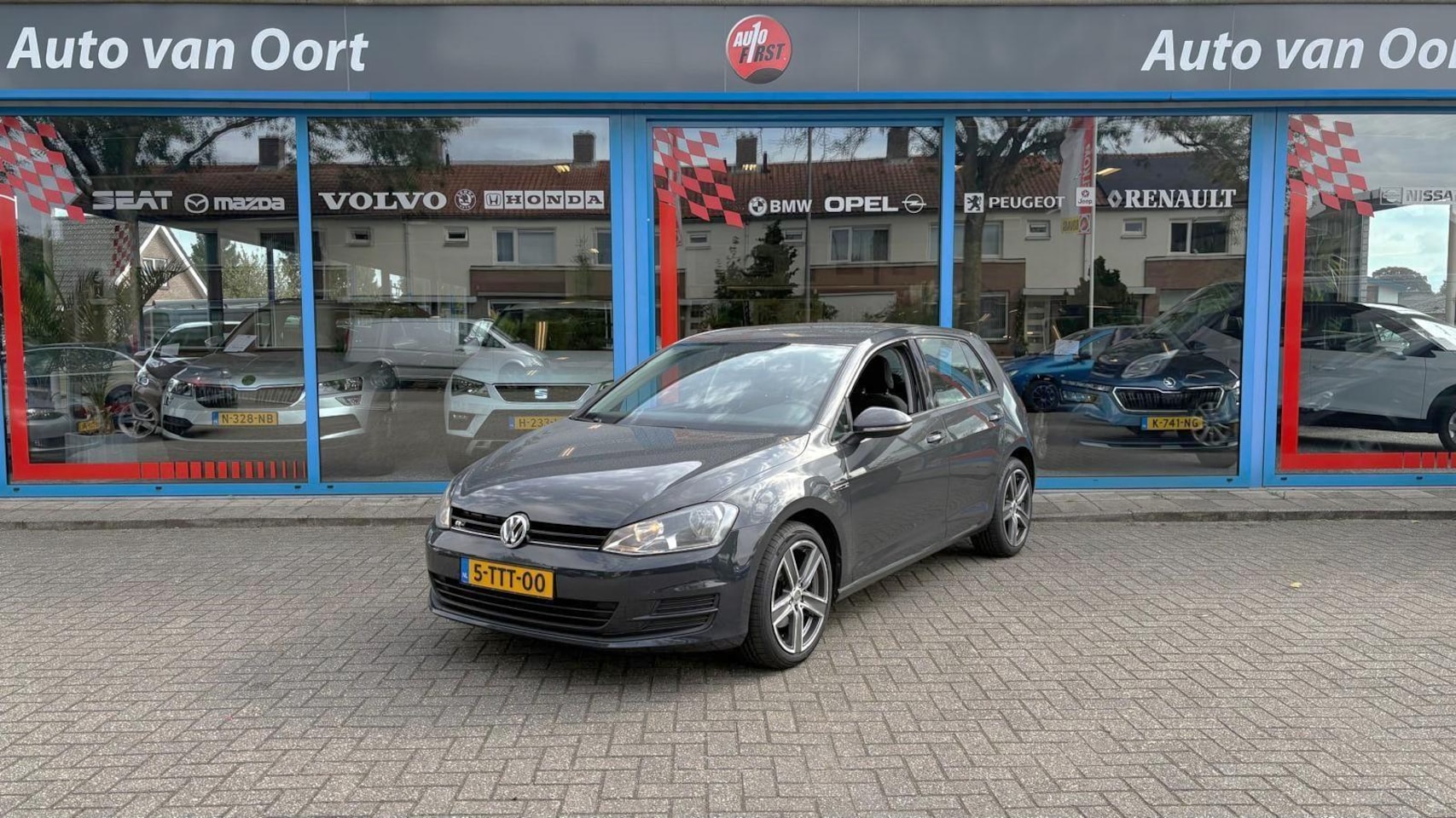 Volkswagen Golf - 1.2 TSI Trendline 1.2 TSI Trendline - AutoWereld.nl