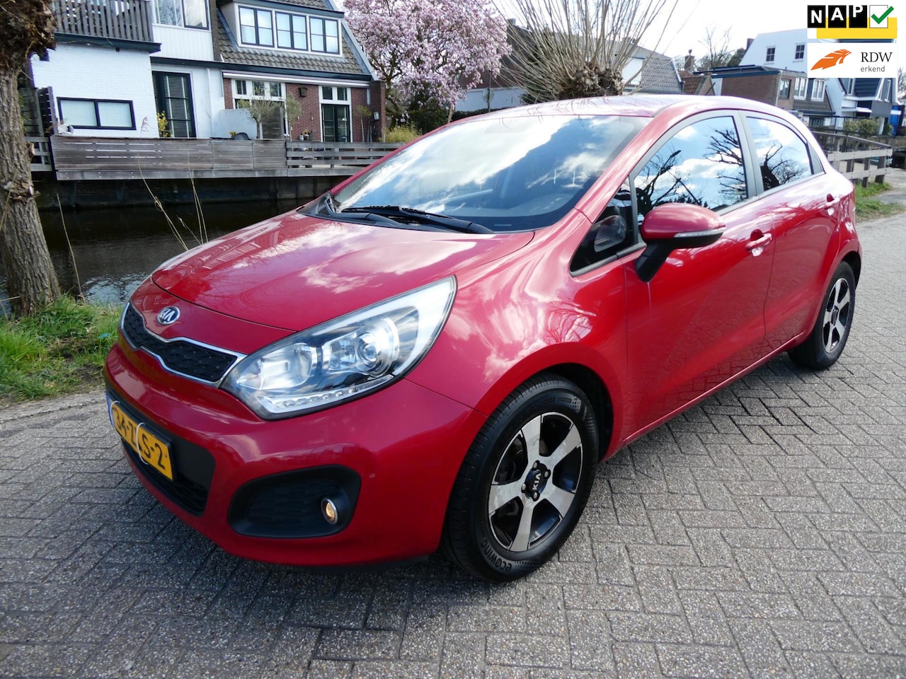 Kia Rio - 1.2 CVVT 86pk 5-deurs Airco Cruise Trekhaak LED Zuinig A-label - AutoWereld.nl