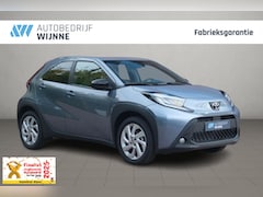 Toyota Aygo X - 1.0 VVT-i 72pk S-CVT Active | App Connect | Climate | Adaptive Cruise | Camera | Stoelverw
